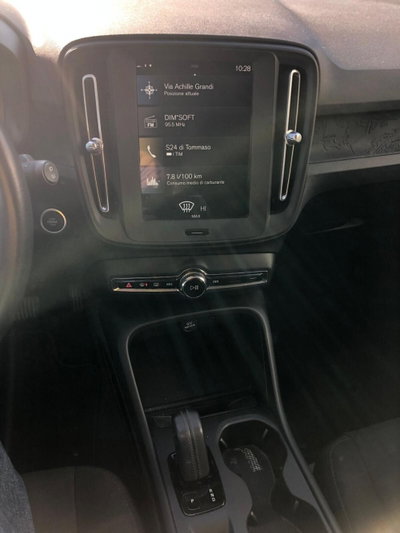 Volvo XC40 D3 AWD Geartronic Momentum (17)