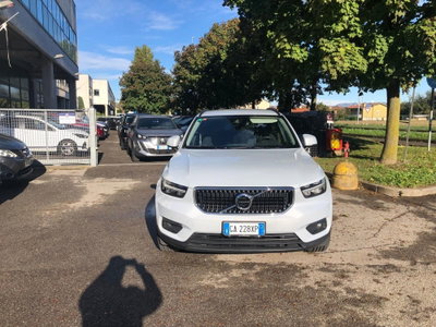 Volvo XC40 D3 AWD Geartronic Momentum (3)