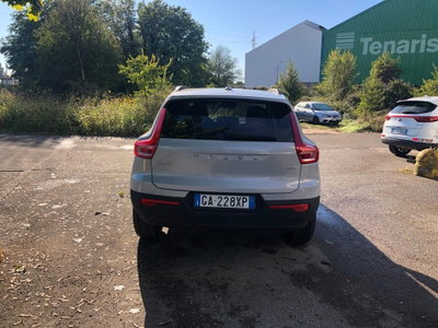 Volvo XC40 D3 AWD Geartronic Momentum (6)