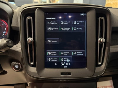 Volvo XC40 D3 Geartronic Business (12)