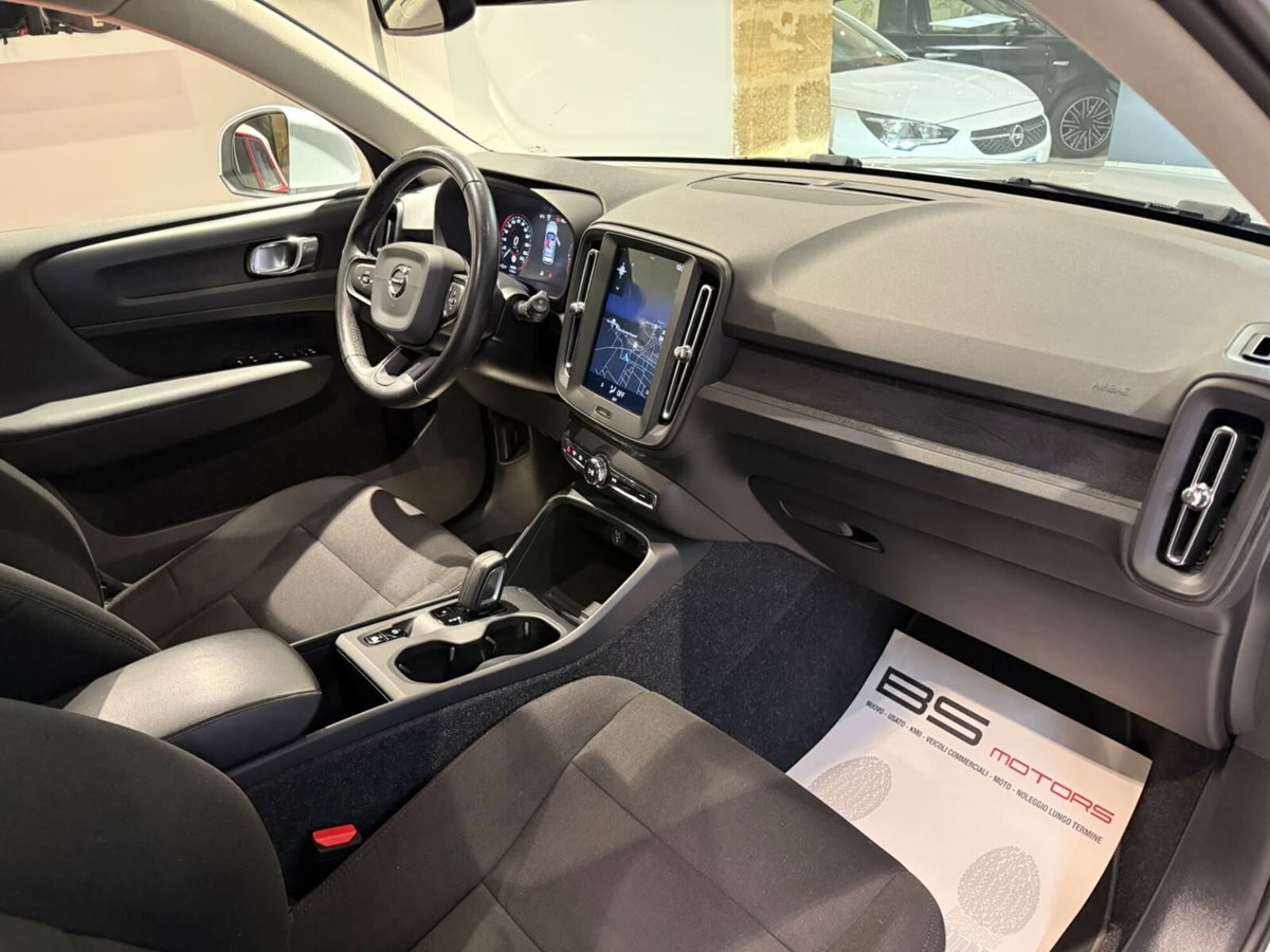 Volvo XC40 D3 Geartronic Business (14)