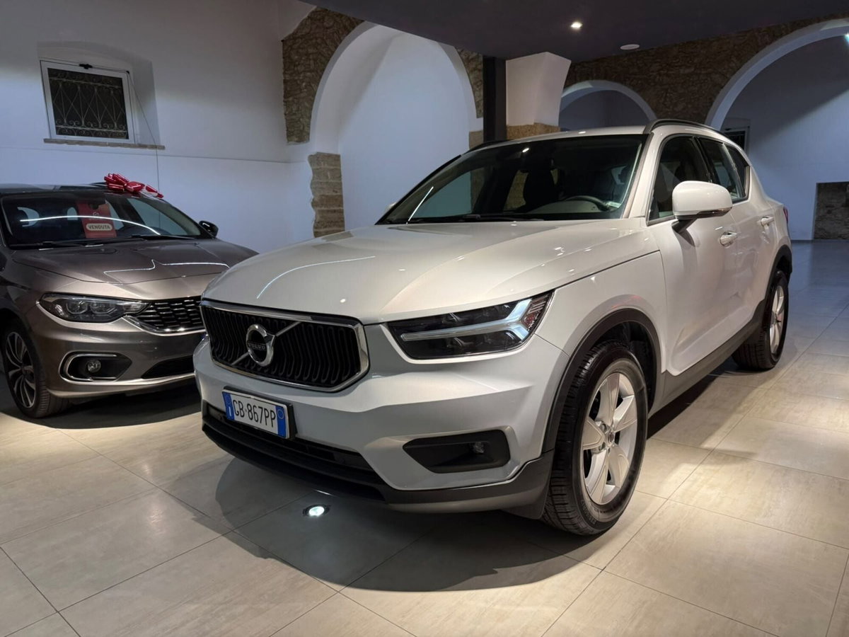 Volvo XC40 D3 Geartronic Business (4)