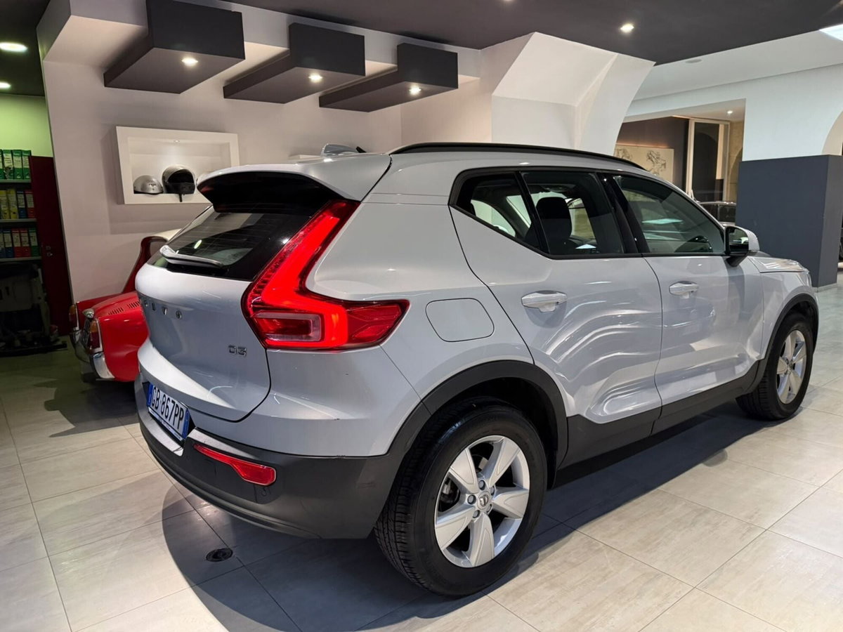 Volvo XC40 D3 Geartronic Business (5)