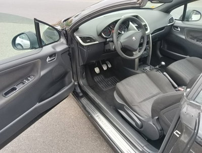 Peugeot 207 Cabrio VTi 120CV CC Allure (7)