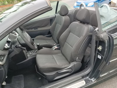 Peugeot 207 Cabrio VTi 120CV CC Allure (8)