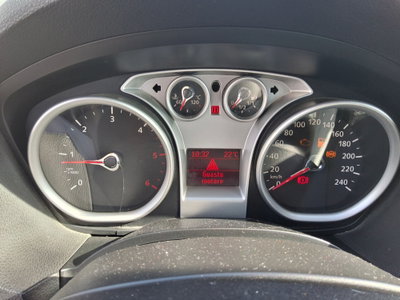 Ford Kuga 2.0 TDCi 136 CV 2WD Titanium DPF (9)