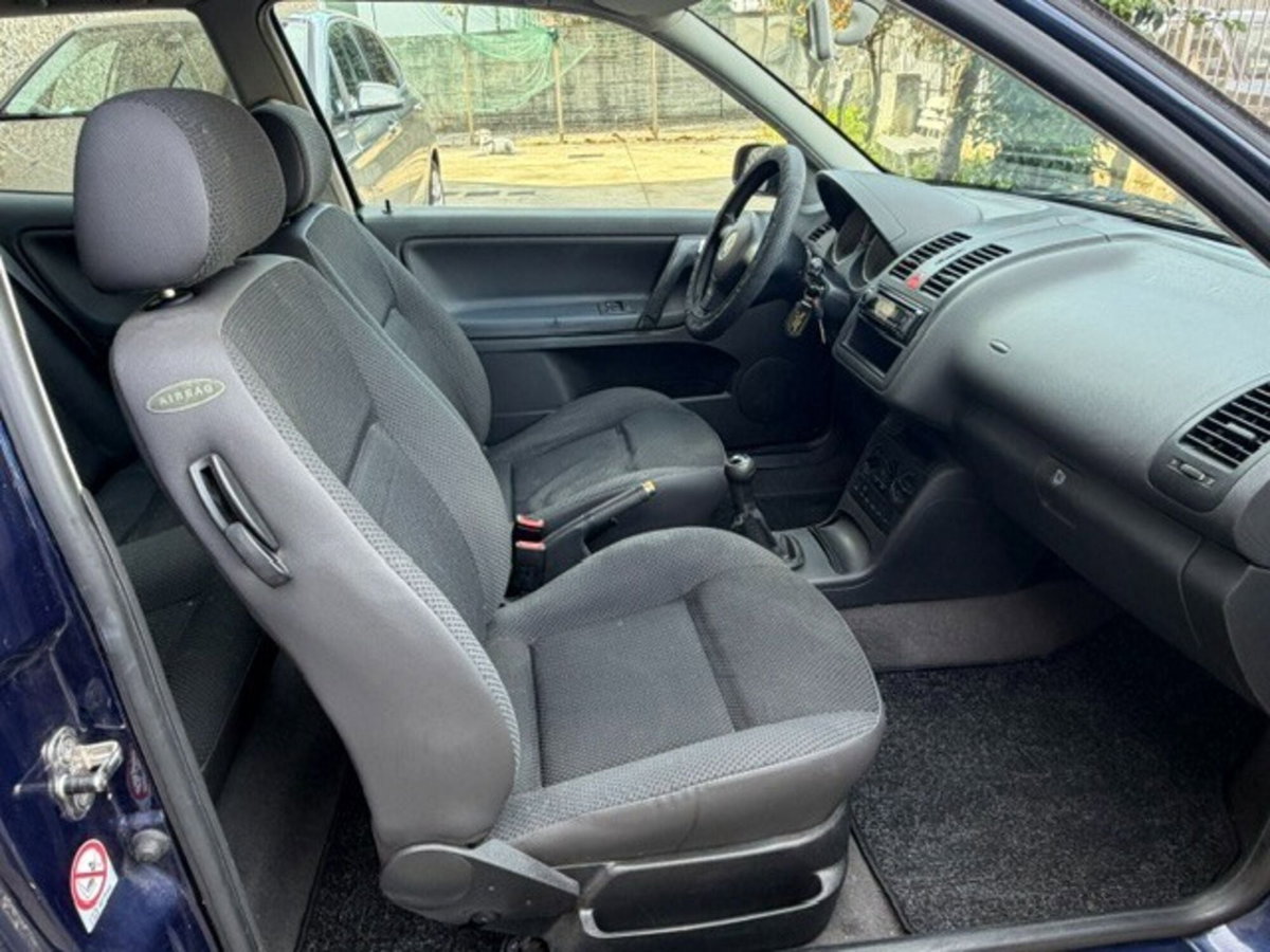 Volkswagen Polo 1.0 cat 3 porte Air (12)