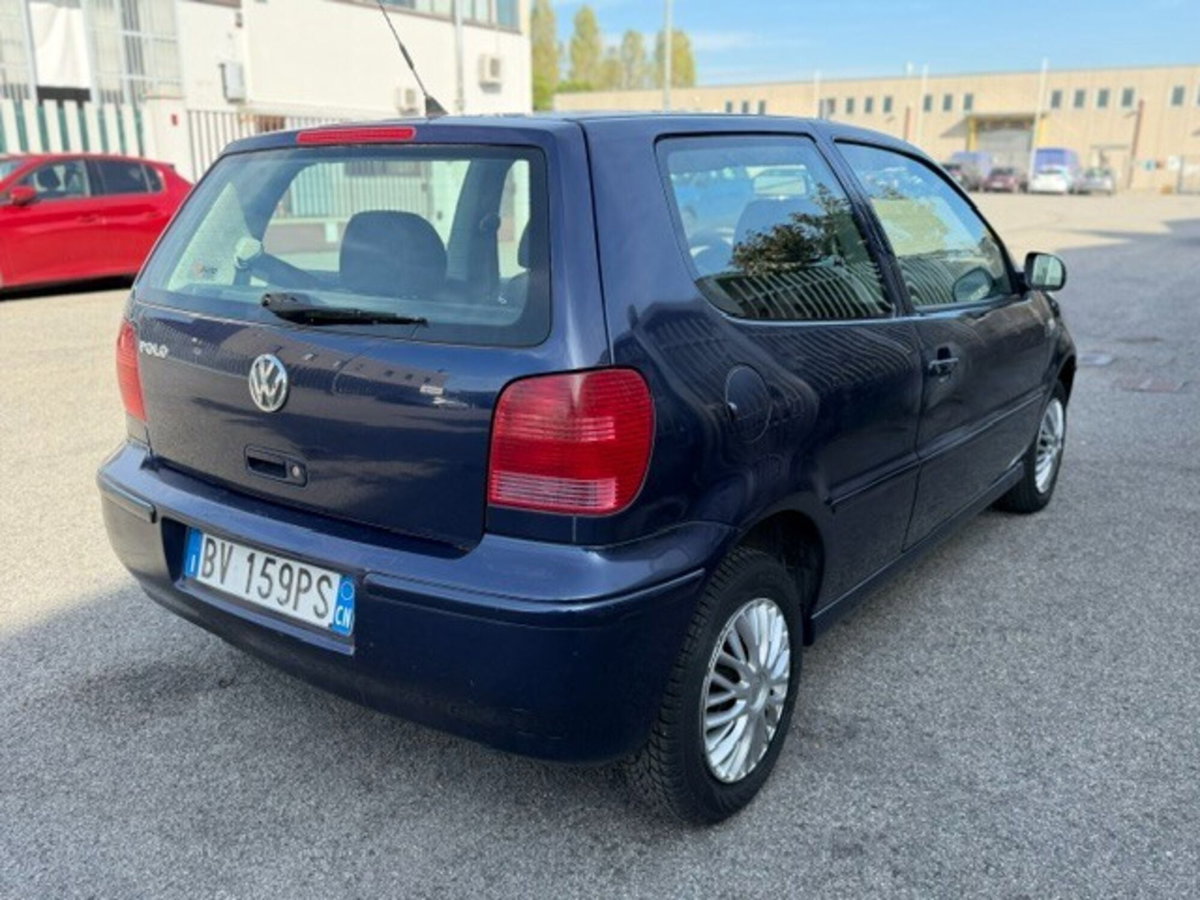 Volkswagen Polo 1.0 cat 3 porte Air (4)