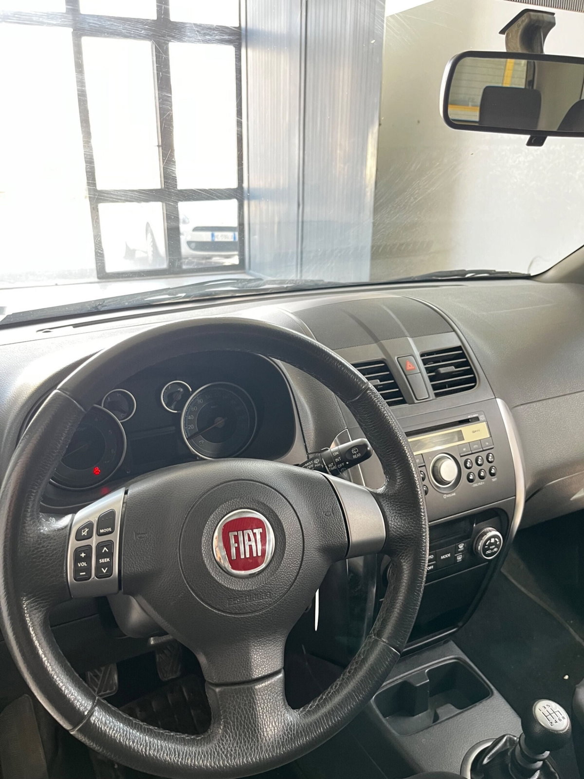 Fiat Sedici 2.0 MJT 16V DPF 4x4 Dynamic (11)