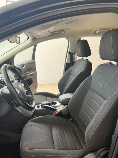 Ford Kuga 2.0 TDCI 120 CV S&S 2WD Business N1 (11)
