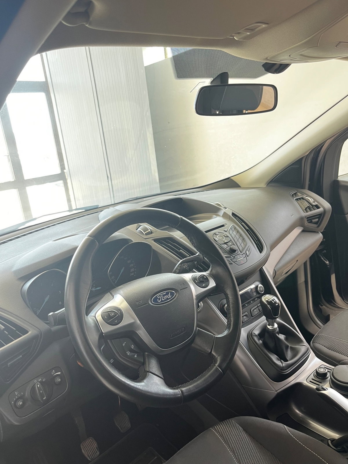 Ford Kuga 2.0 TDCI 120 CV S&S 2WD Business N1 (13)