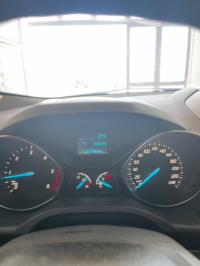 Ford Kuga 2.0 TDCI 120 CV S&S 2WD Business N1 (15)