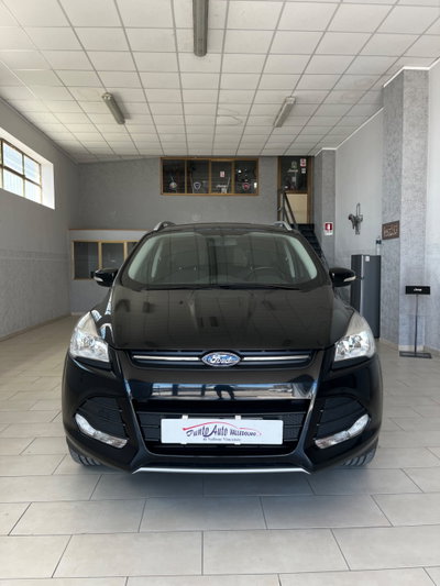 Ford Kuga 2.0 TDCI 120 CV S&S 2WD Business N1 (2)