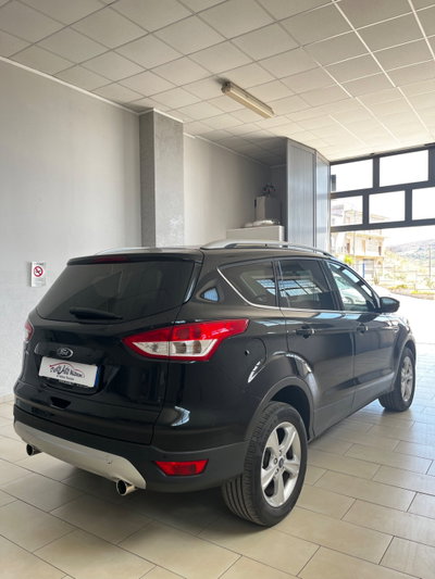 Ford Kuga 2.0 TDCI 120 CV S&S 2WD Business N1 (4)