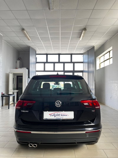 Volkswagen Tiguan 1.6 TDI SCR Business BlueMotion Technology (6)