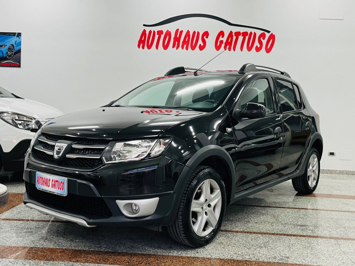 Dacia Sandero Stepway 1.5 dCi 8V 90CV (2)