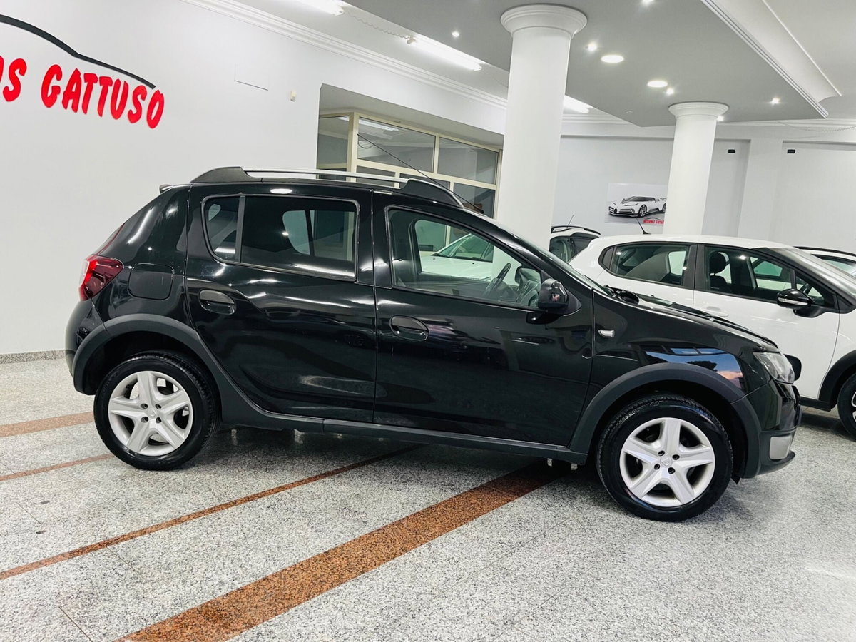 Dacia Sandero Stepway 1.5 dCi 8V 90CV (3)
