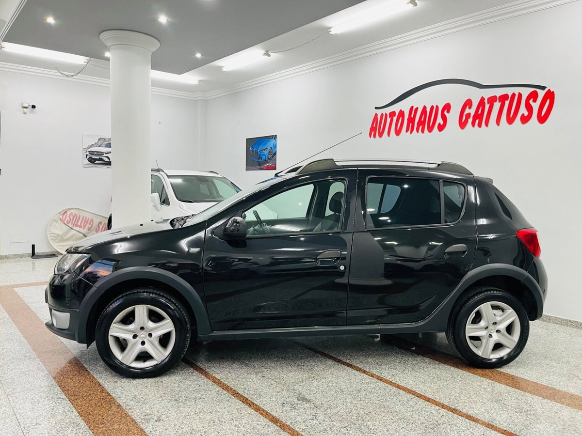 Dacia Sandero Stepway 1.5 dCi 8V 90CV (4)