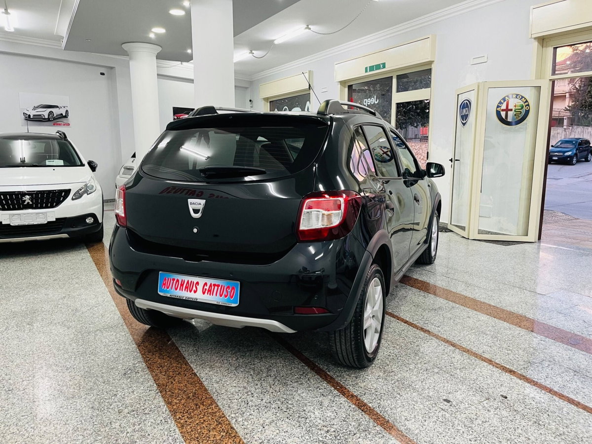 Dacia Sandero Stepway 1.5 dCi 8V 90CV (5)