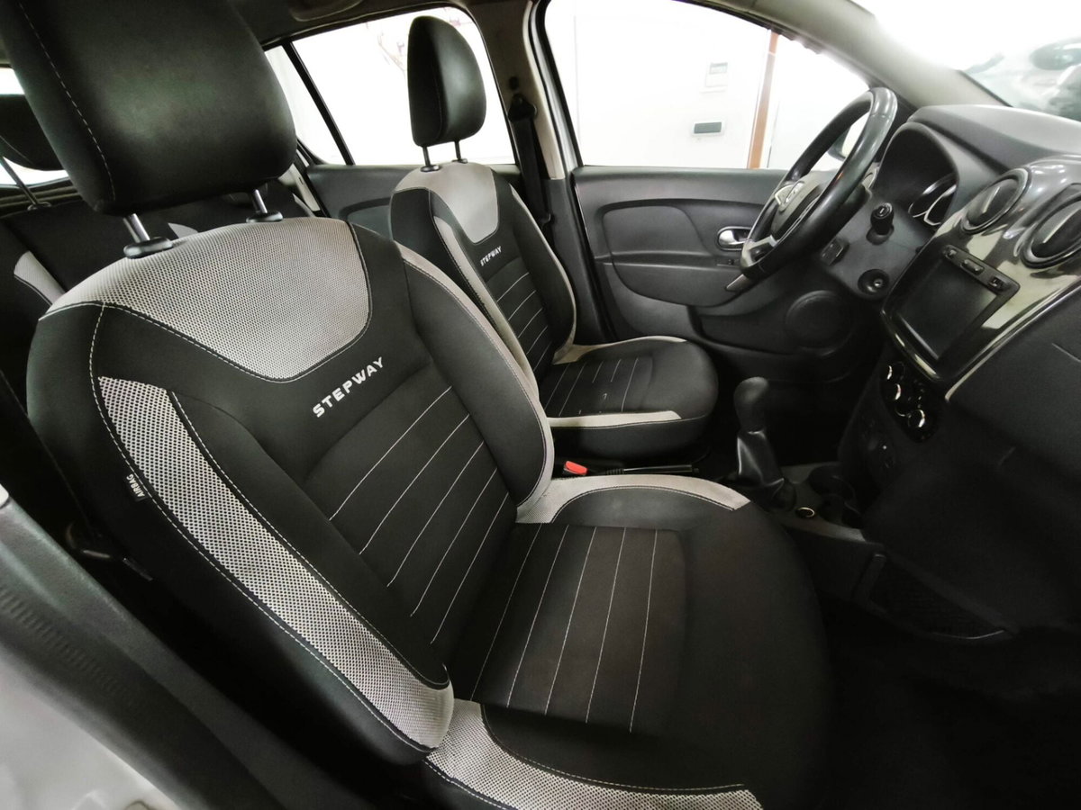 Dacia Sandero Stepway 1.5 dCi 8V 90CV (14)