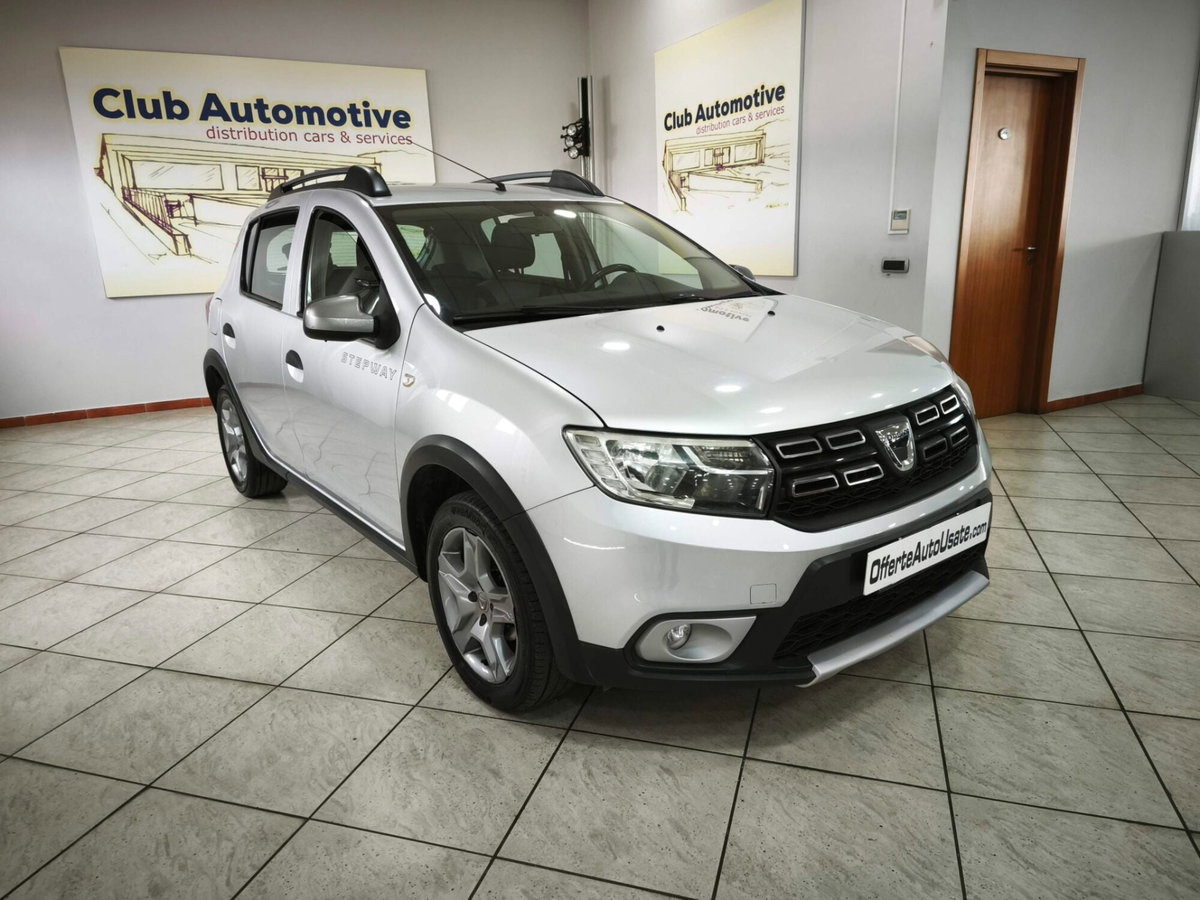 Dacia Sandero Stepway 1.5 dCi 8V 90CV (2)