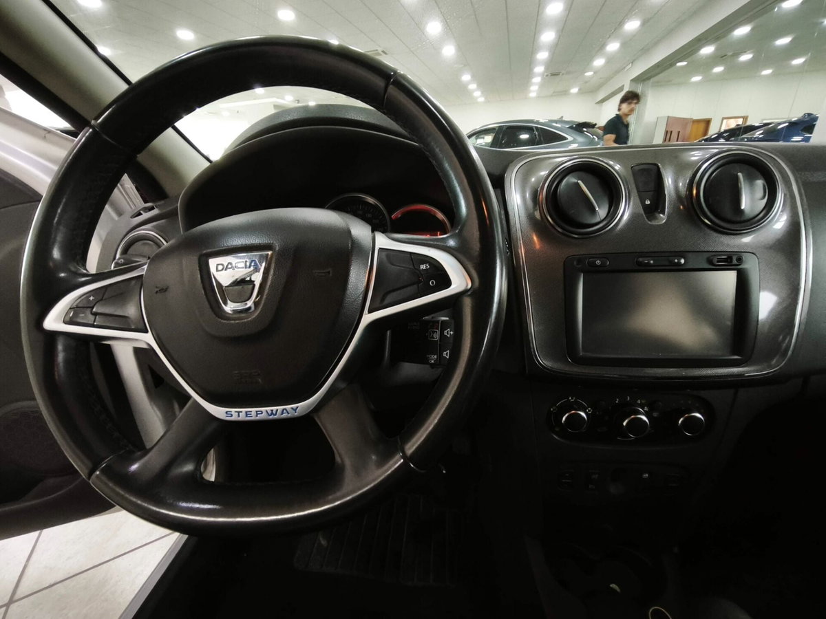 Dacia Sandero Stepway 1.5 dCi 8V 90CV (8)