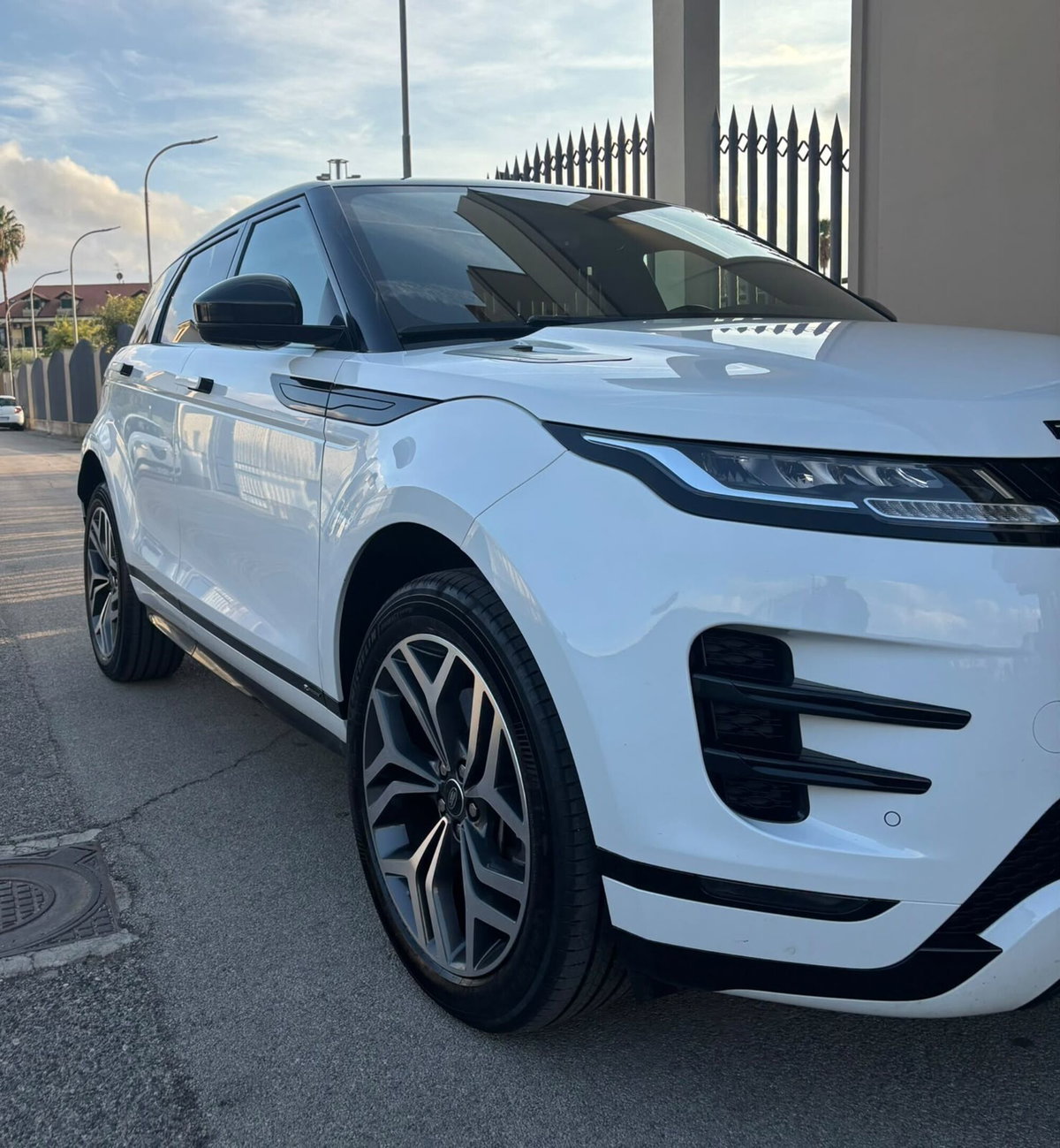 Land Rover Range Rover Evoque 2.0D I4-L.Flw 150CV AWD Aut R-Dynamic HSE (11)