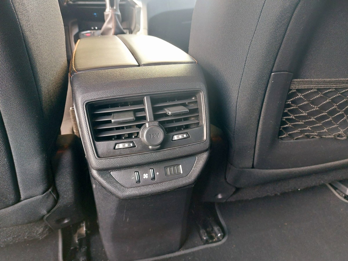 Peugeot 5008 BlueHDi 130 S&S Business (12)