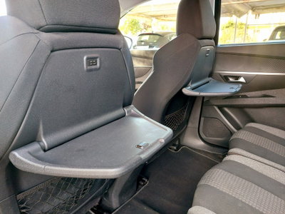 Peugeot 5008 BlueHDi 130 S&S Business (13)