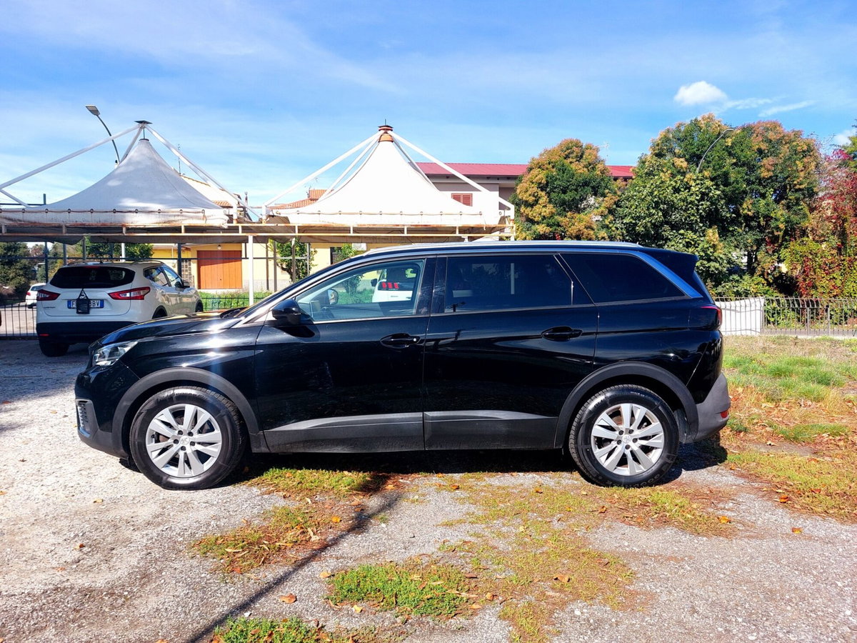Peugeot 5008 BlueHDi 130 S&S Business (16)