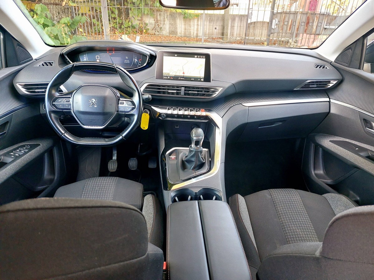 Peugeot 5008 BlueHDi 130 S&S Business (3)