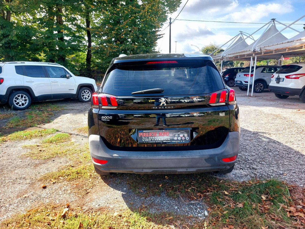 Peugeot 5008 BlueHDi 130 S&S Business (7)