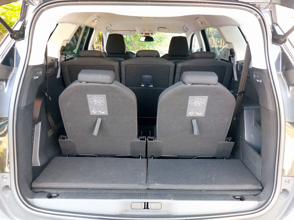 Peugeot 5008 BlueHDi 130 S&S Business (8)