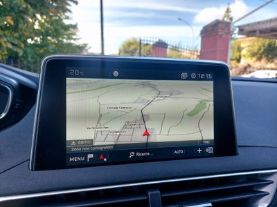 Peugeot 5008 BlueHDi 130 S&S Business (9)