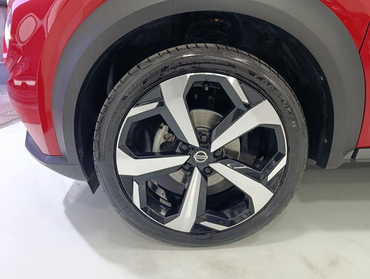 Nissan Juke 1.0 dig-t N-Connecta 114cv (11)