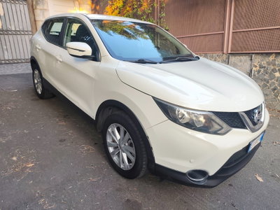 Nissan Qashqai 1.5 dCi Tekna (3)