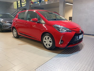 Toyota Yaris 1.0 72 CV 5 porte Active (13)