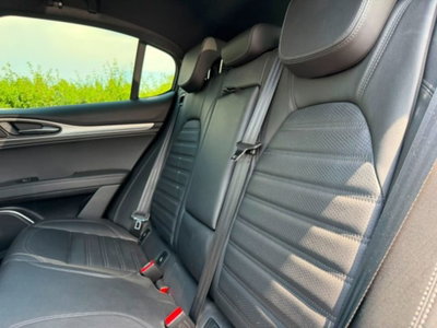 Alfa Romeo Stelvio Stelvio 2.2 Turbodiesel 210 CV AT8 Q4 Veloce (8)
