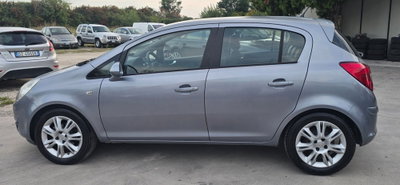 Opel Corsa 1.3 CDTI 75CV 5 porte Club (11)
