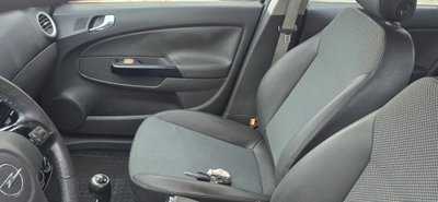 Opel Corsa 1.3 CDTI 75CV 5 porte Club (12)