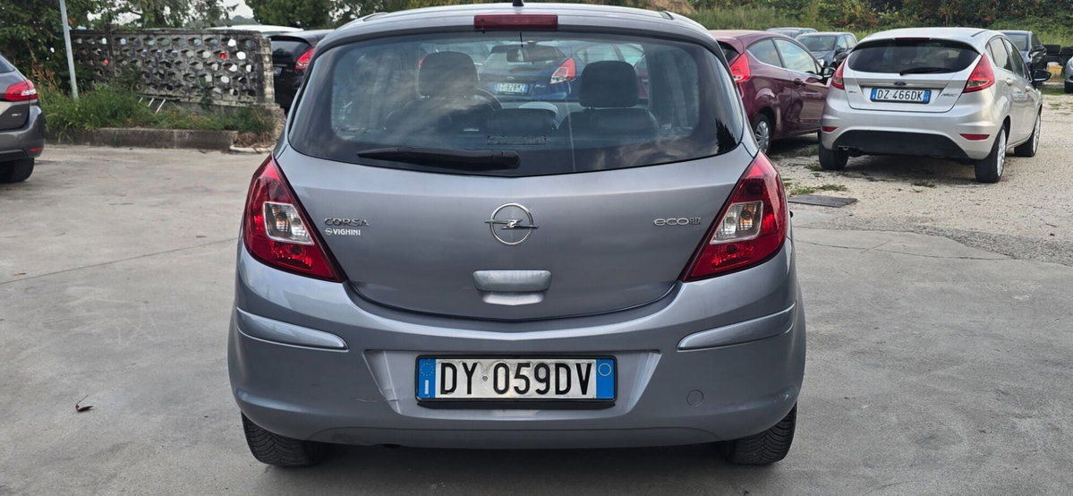 Opel Corsa 1.3 CDTI 75CV 5 porte Club (7)