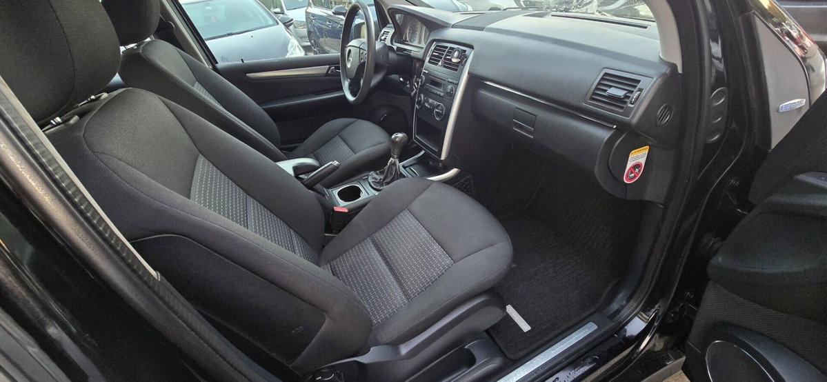 Mercedes-Benz Classe B 180 NGT BlueEFFICIENCY (15)