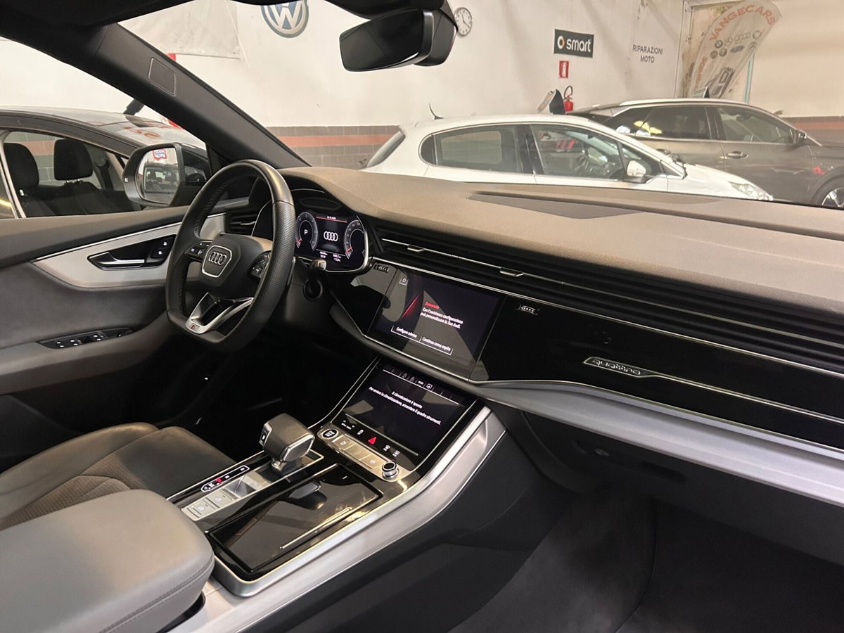 Audi Q8 Q8 50 TDI 286 CV quattro tiptronic Sport (8)