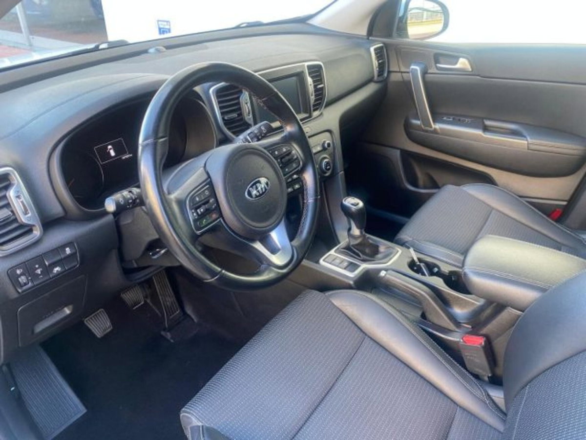 Kia Sportage 1.7 CRDI 2WD Active (8)