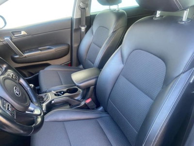 Kia Sportage 1.7 CRDI 2WD Active (9)