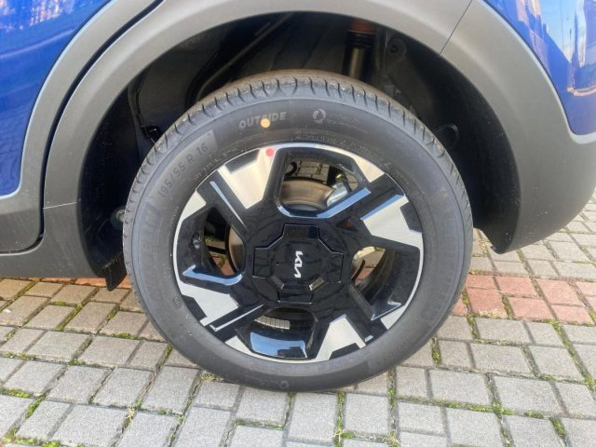 Kia Stonic 1.0 T-GDi GPL DCT Style (10)