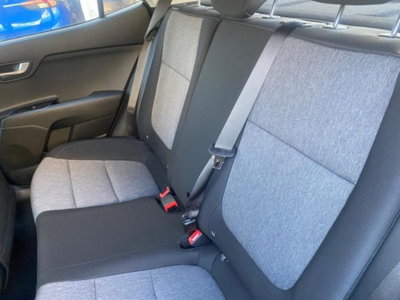 Kia Stonic 1.0 T-GDi GPL DCT Style (18)