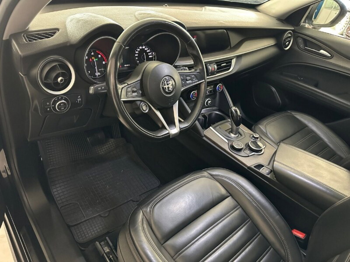 Alfa Romeo Stelvio Stelvio 2.2 Turbodiesel 210 CV AT8 Q4 Executive (10)