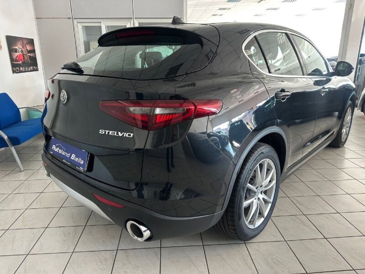 Alfa Romeo Stelvio Stelvio 2.2 Turbodiesel 210 CV AT8 Q4 Executive (5)