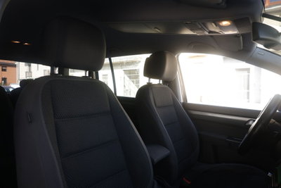 Volkswagen Touran 1.6 TDI Comfortline (6)